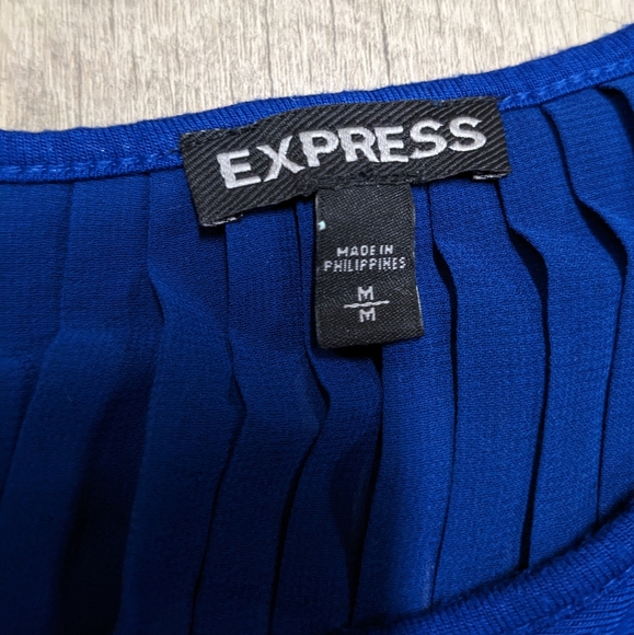 Express Royal Blue Crinkle Cut Back Top - Picture 6 of 7